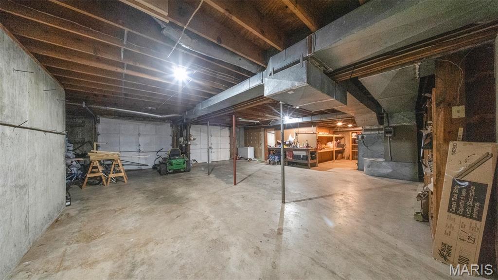 12192 Oak Hill Drive Property Photo 29