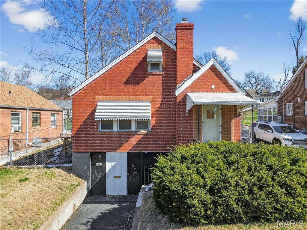6915 Edison Avenue Property Photo 1