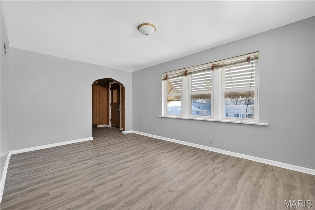6915 Edison Avenue Property Photo 8