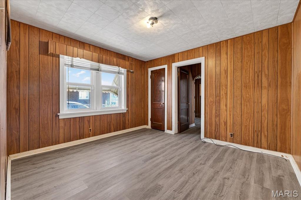 6915 Edison Avenue Property Photo 14