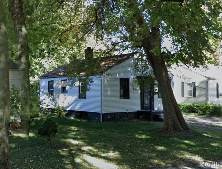5427 Rosemont Avenue Property Photo 1