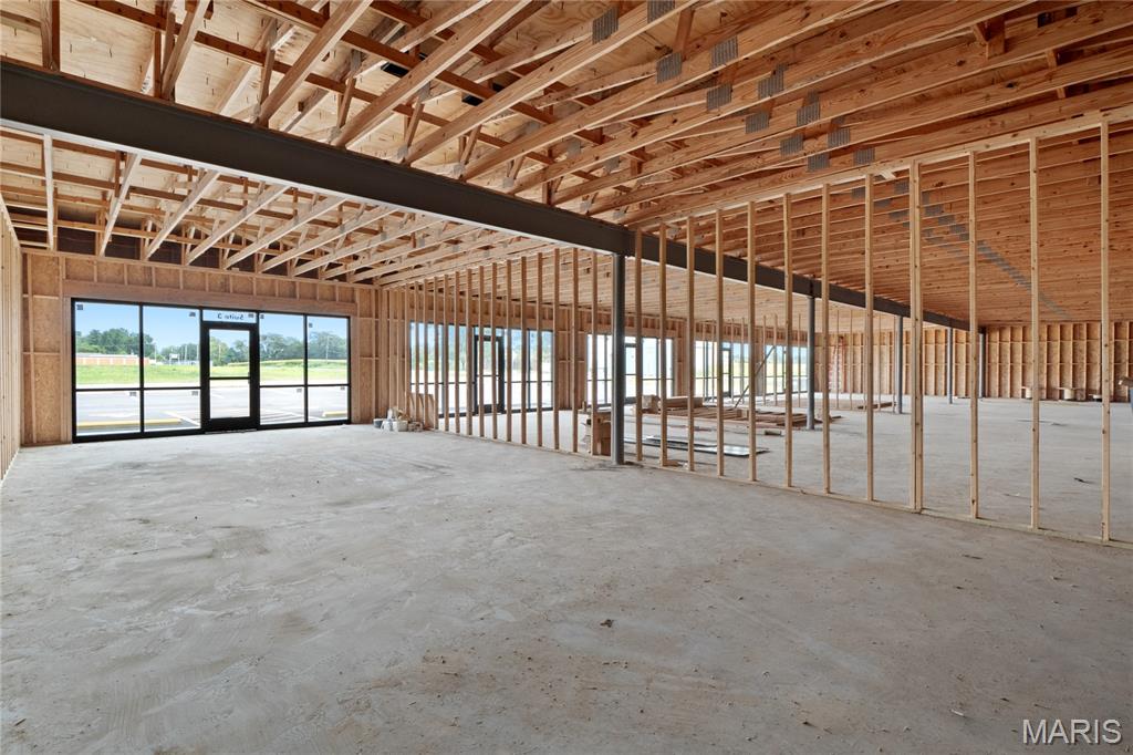 1219 E Cedar Street Property Photo 18