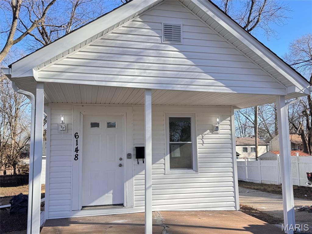 6148 Washington Avenue Property Photo 1