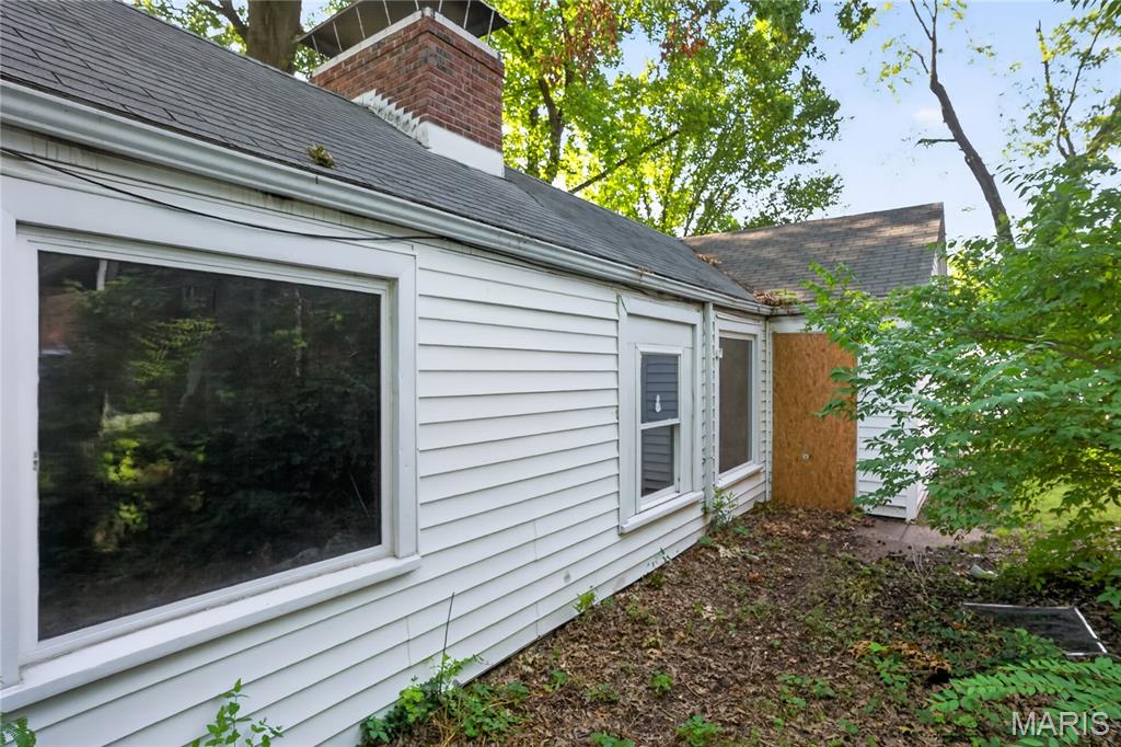 35 Robert Avenue Property Photo 6