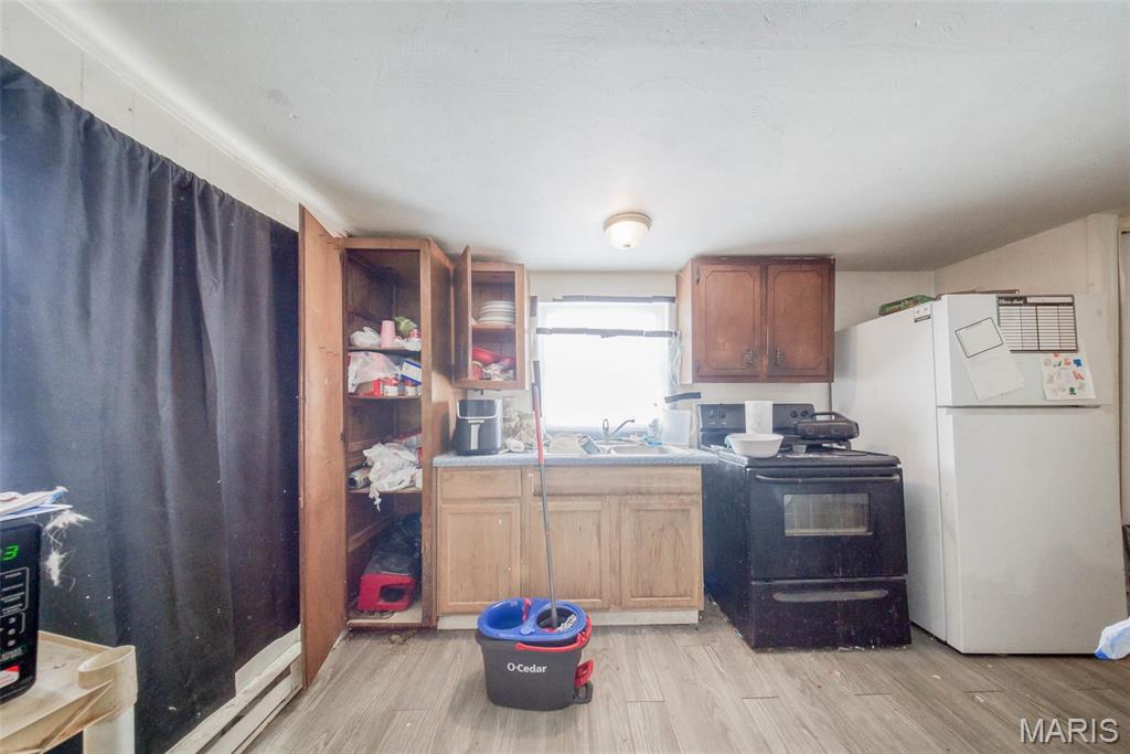 22930 Hardy Lane Property Photo 5