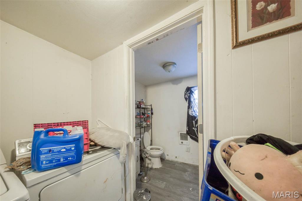 22930 Hardy Lane Property Photo 8