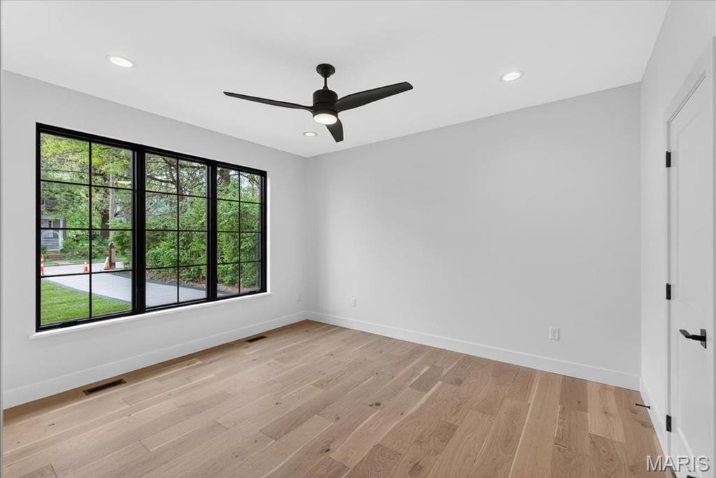 643 Marshall Avenue Property Photo 33