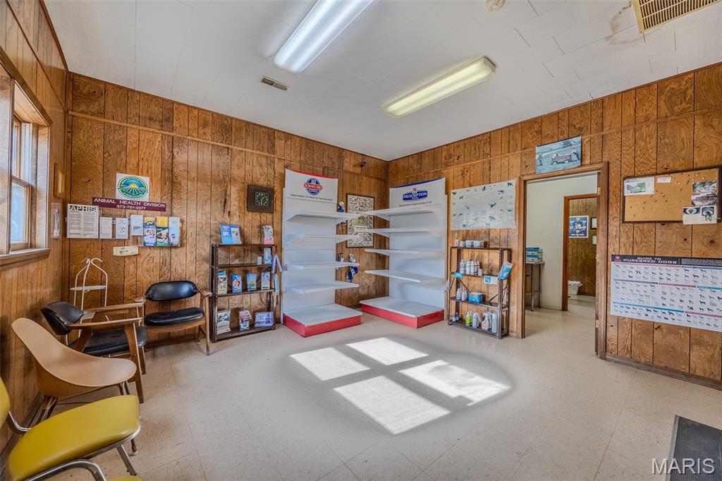 7440 E State Road H Property Photo 5