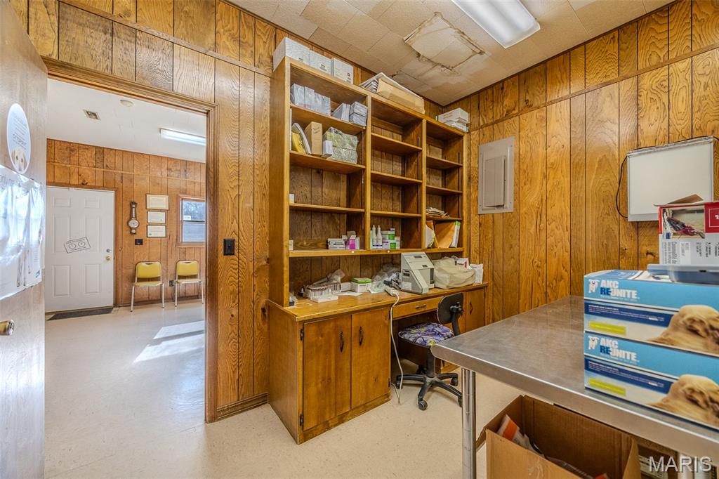 7440 E State Road H Property Photo 17