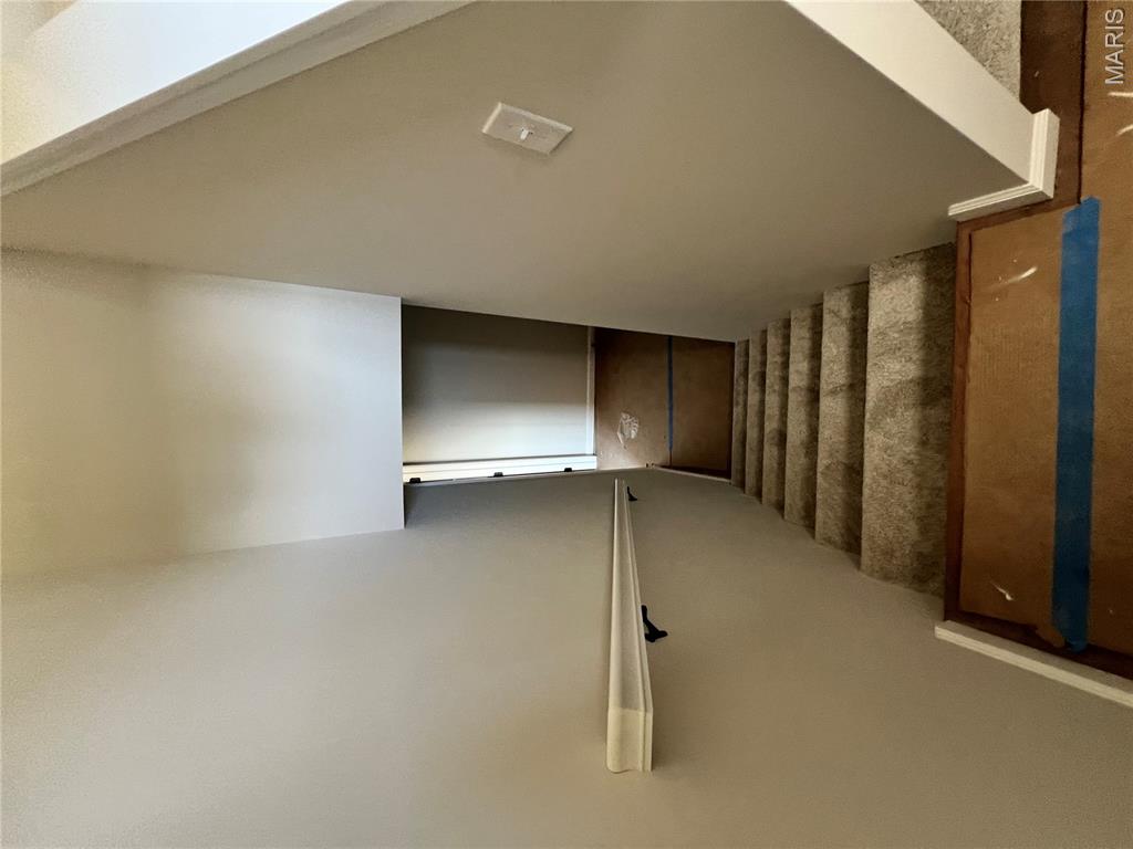 773 Sydney Court Property Photo 6