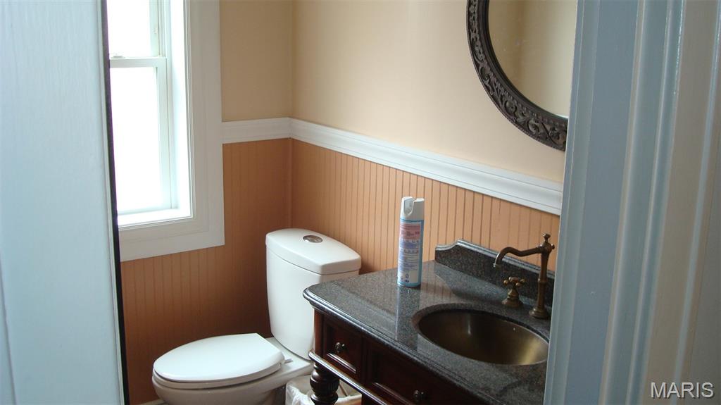 2015 S Big Bend Boulevard Property Photo 7