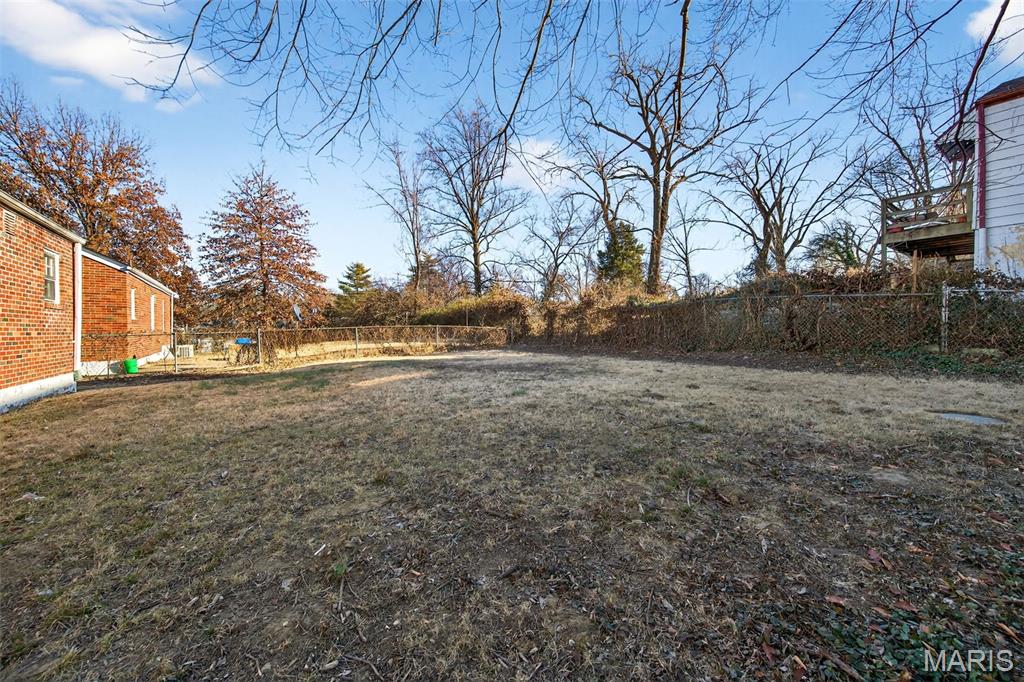 8616 Kendale Drive Property Photo 5