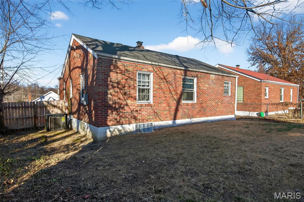 8616 Kendale Drive Property Photo 6