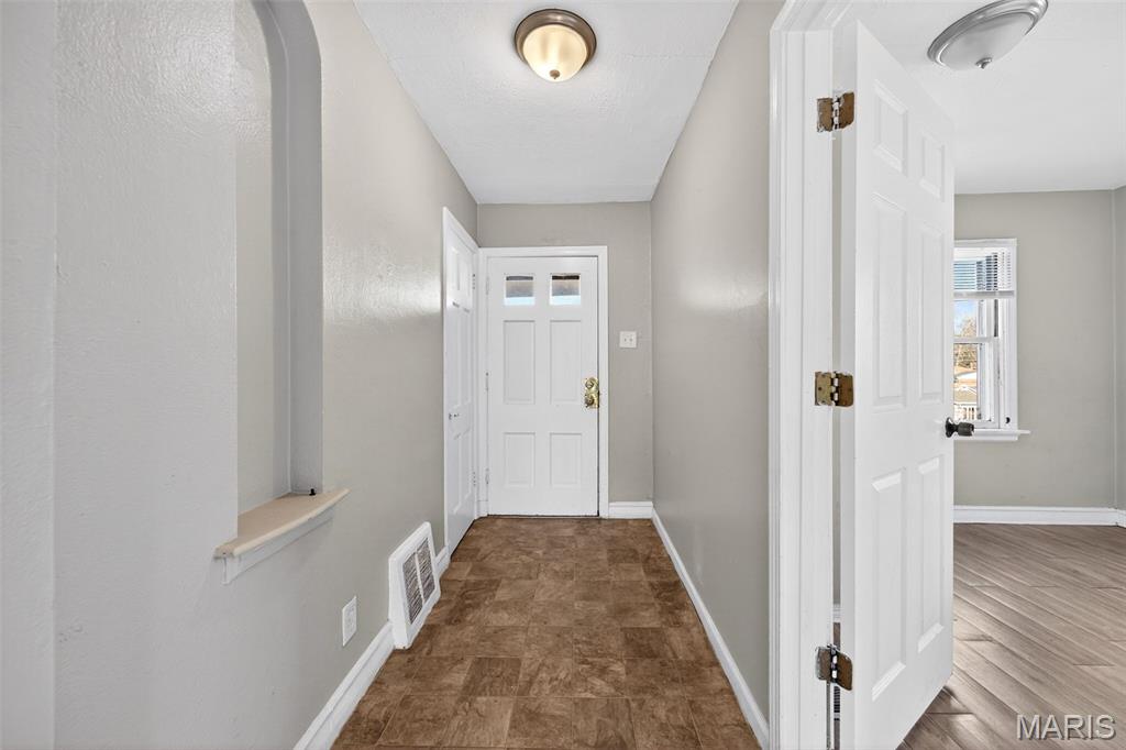 8616 Kendale Drive Property Photo 12