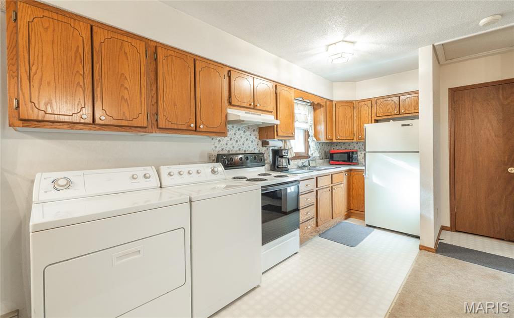 13907 Highway T Property Photo 46