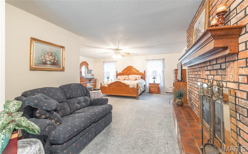 13907 Highway T Property Photo 60