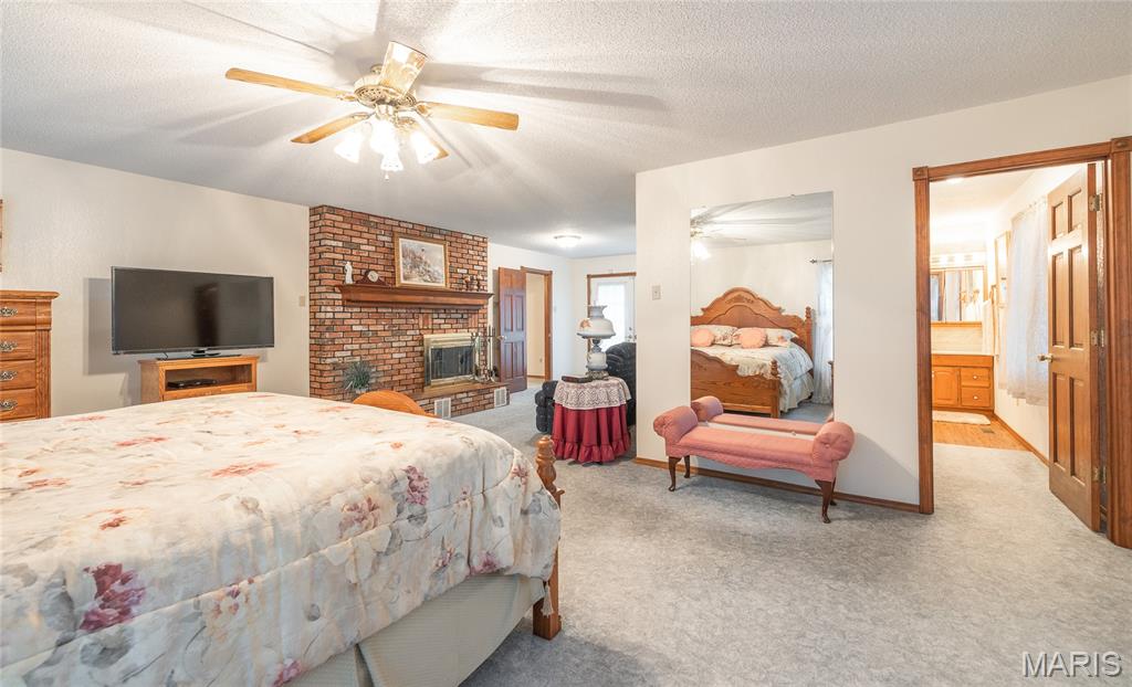13907 Highway T Property Photo 62