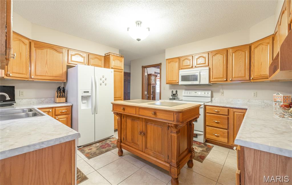 13907 Highway T Property Photo 68