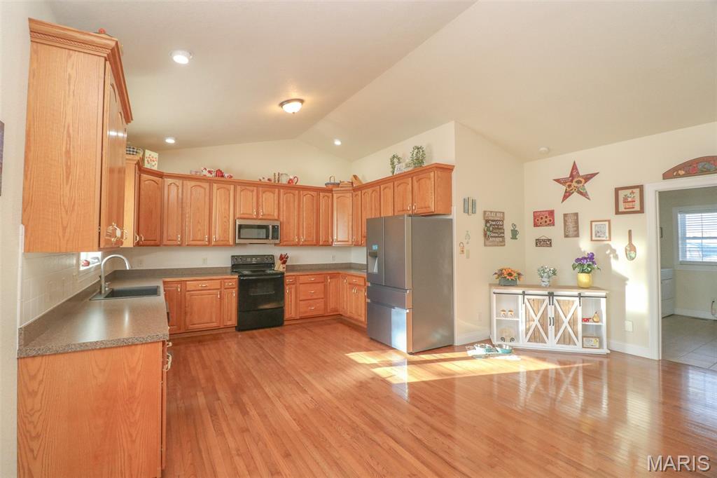 10263 Rosetta Lane Property Photo 8
