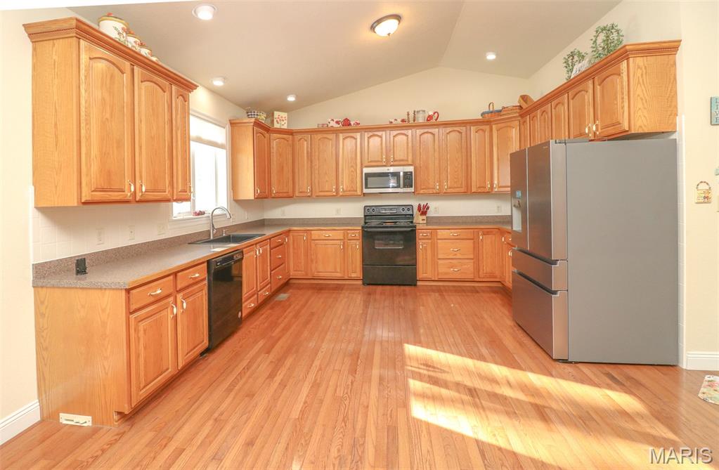 10263 Rosetta Lane Property Photo 9