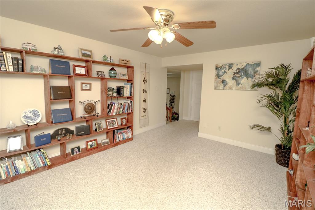 10263 Rosetta Lane Property Photo 17
