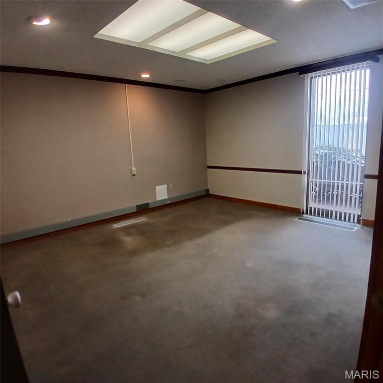 122 N Main Street Property Photo 18
