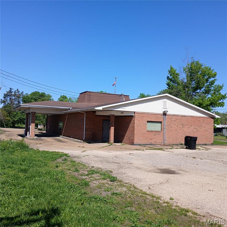 122 N Main Street Property Photo 25