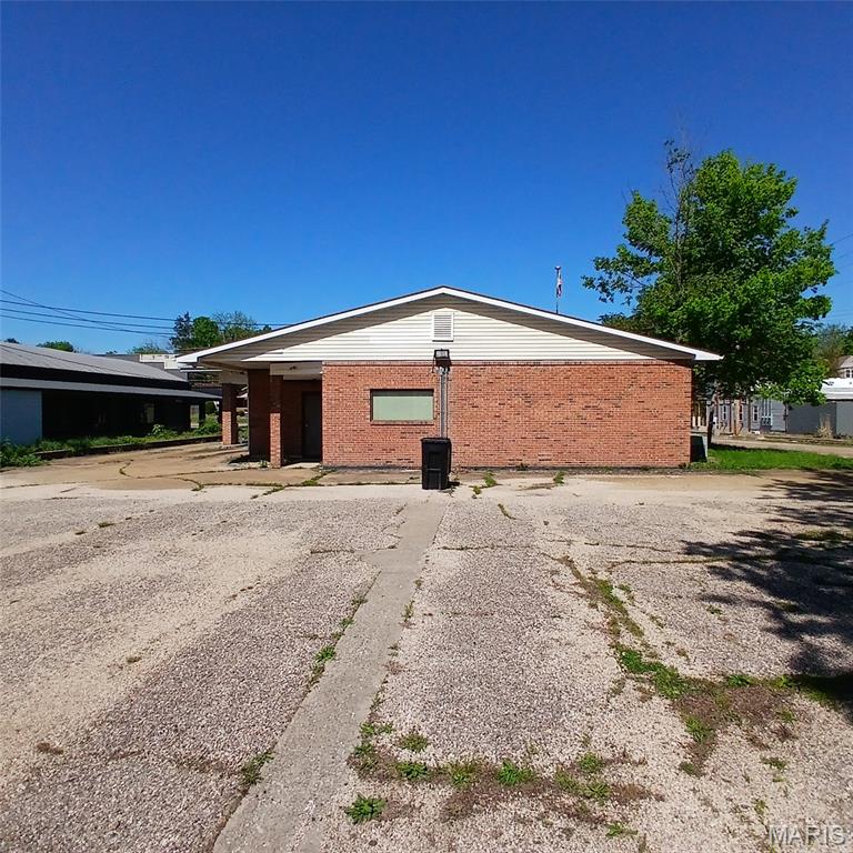 122 N Main Street Property Photo 26