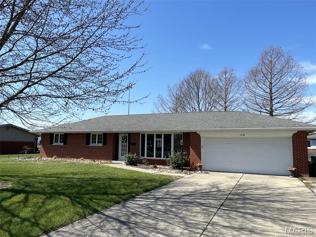 1059 N Cherry Street Property Photo 1