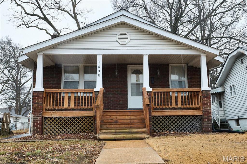 9038 Tudor Avenue Property Photo 1
