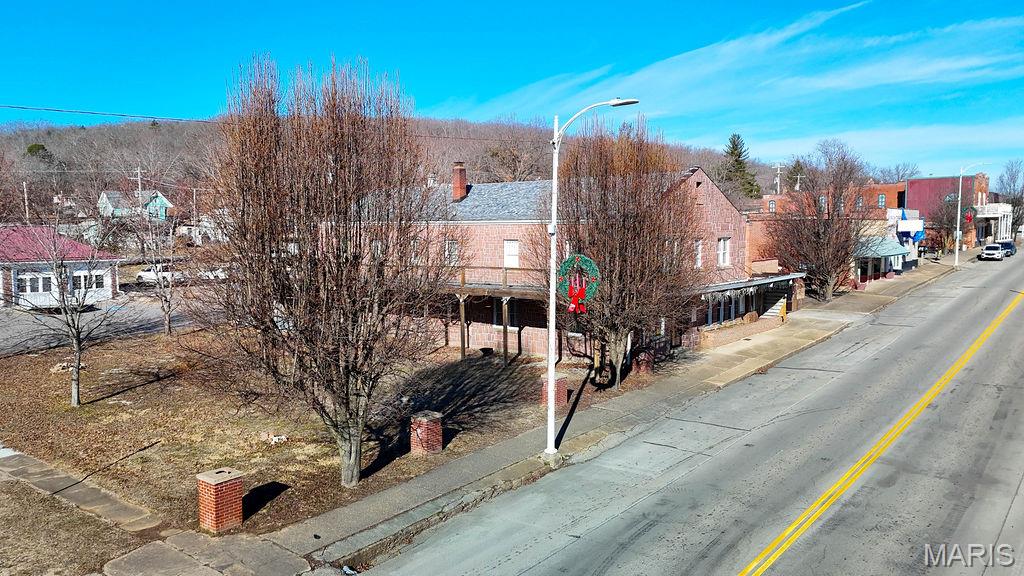 156 S Main Street Property Photo 4