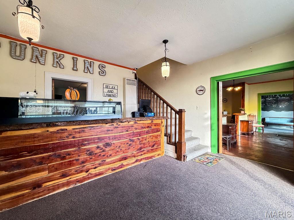 156 S Main Street Property Photo 5