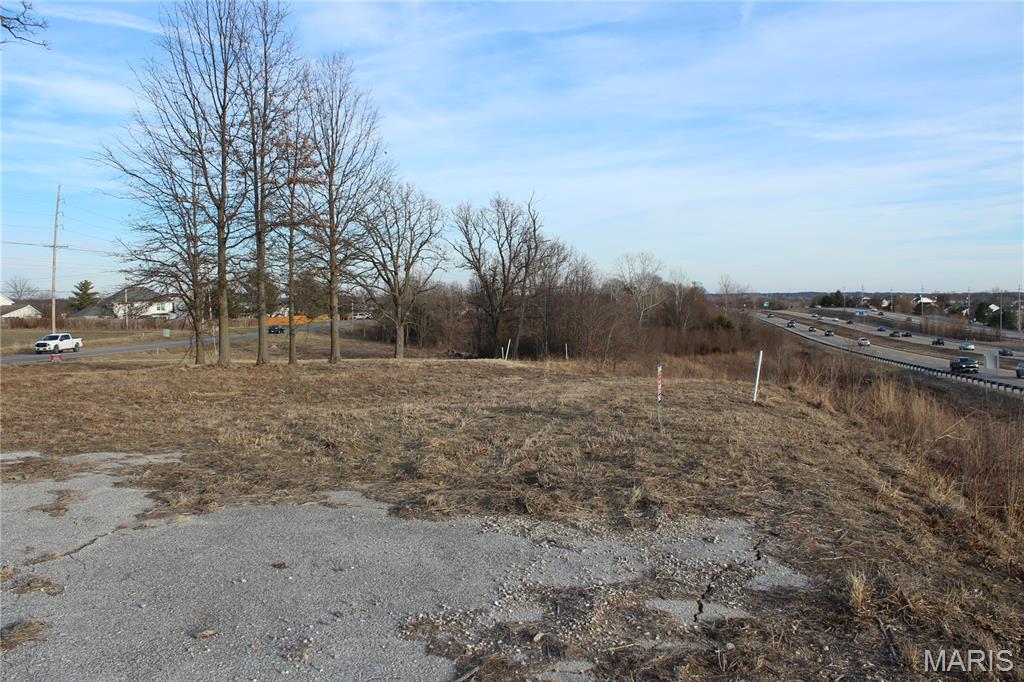 6998 Highway N Property Photo 4