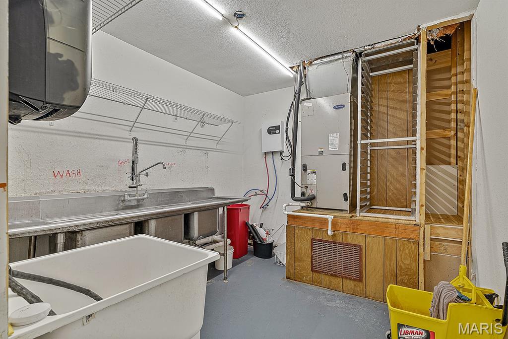 121 S S Square Property Photo 14