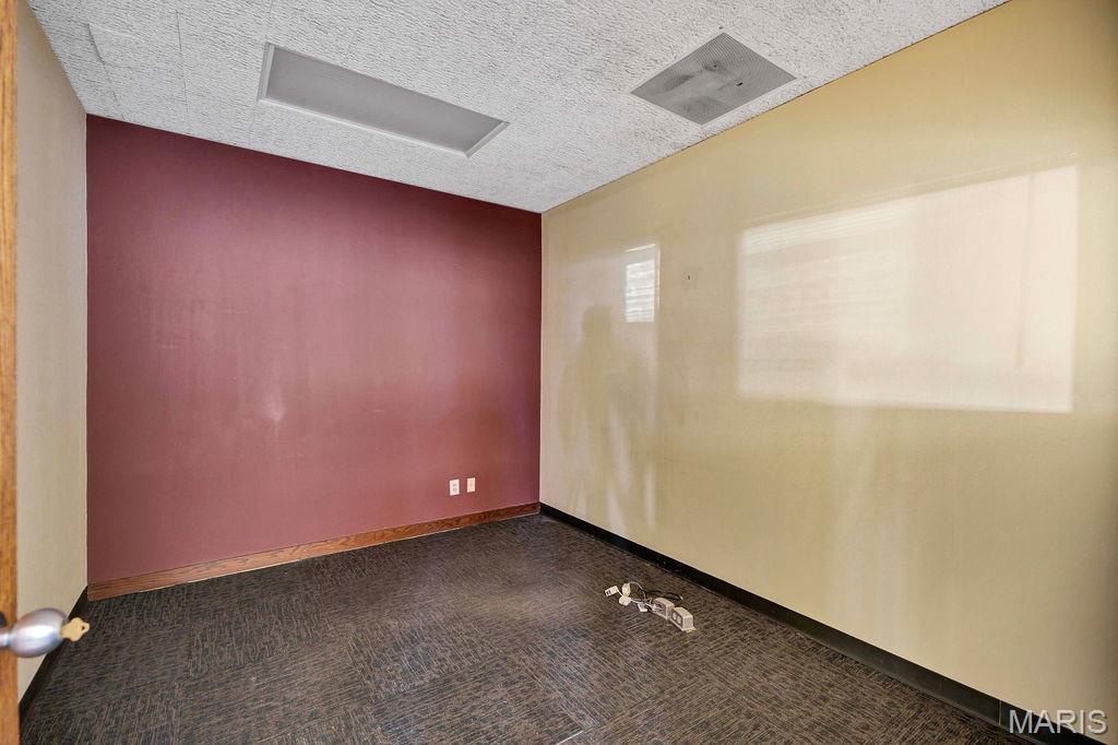8301 Gravois Road Property Photo 18