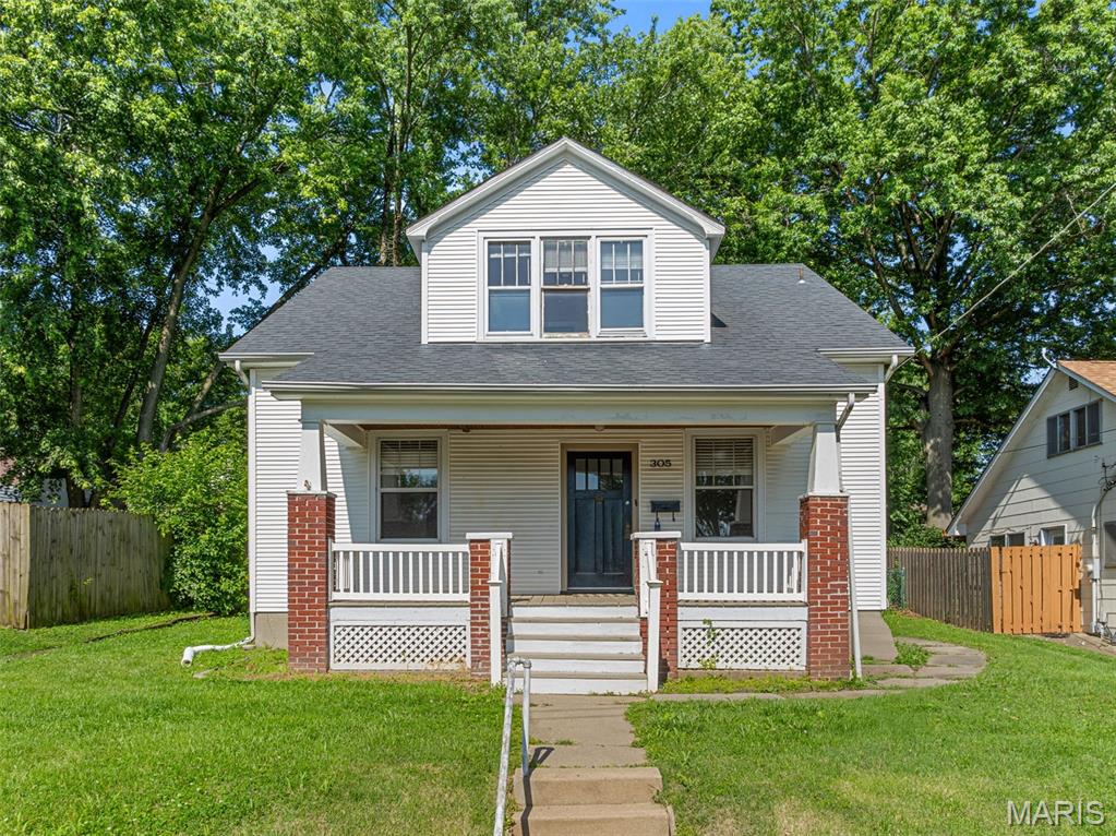 305 Williams Street