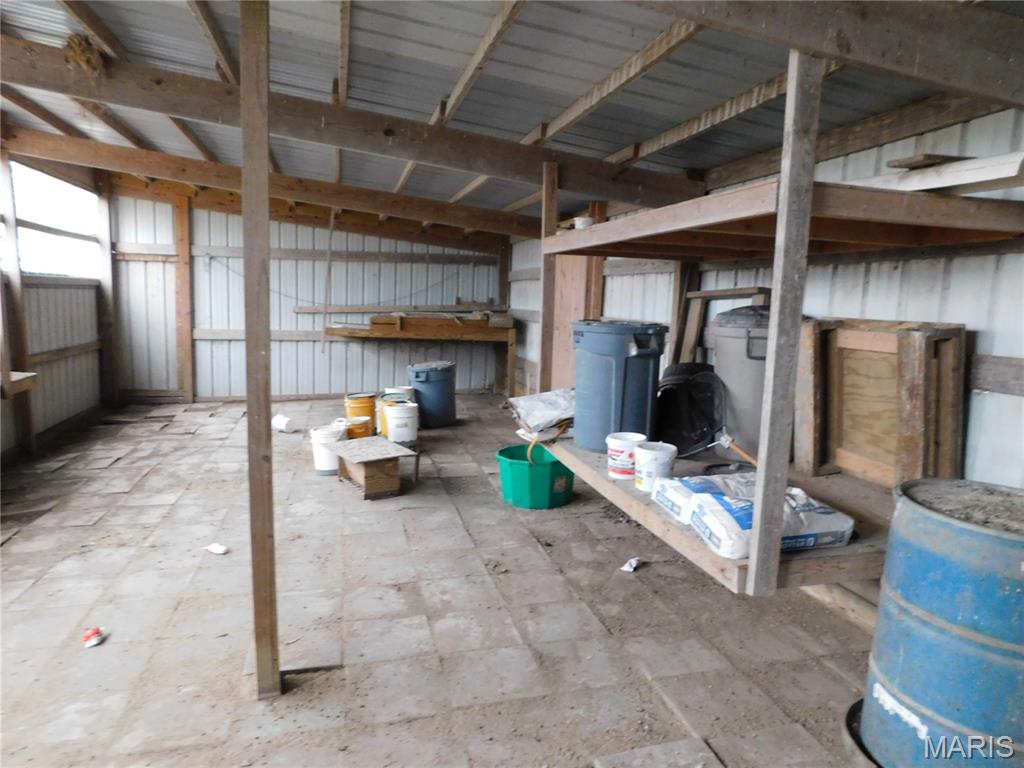 17053 Siloam Avenue Property Photo 38