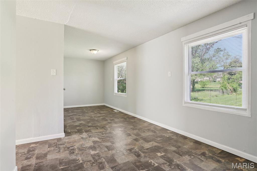12373 Santa Maria Drive Property Photo 7