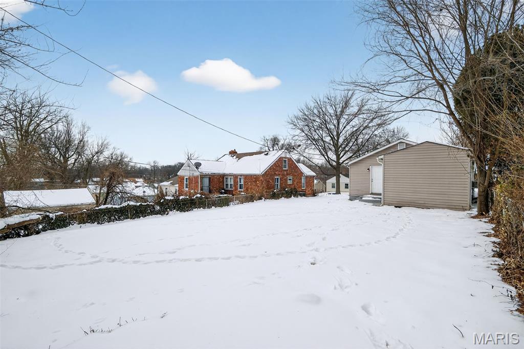 308 Superior Drive Property Photo 7
