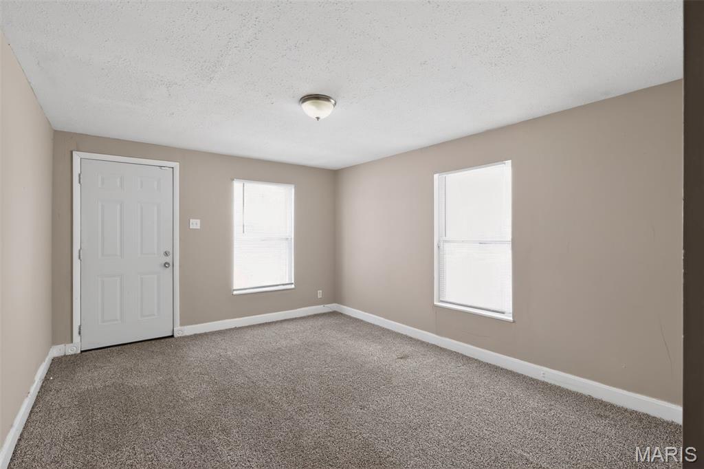 308 Superior Drive Property Photo 10