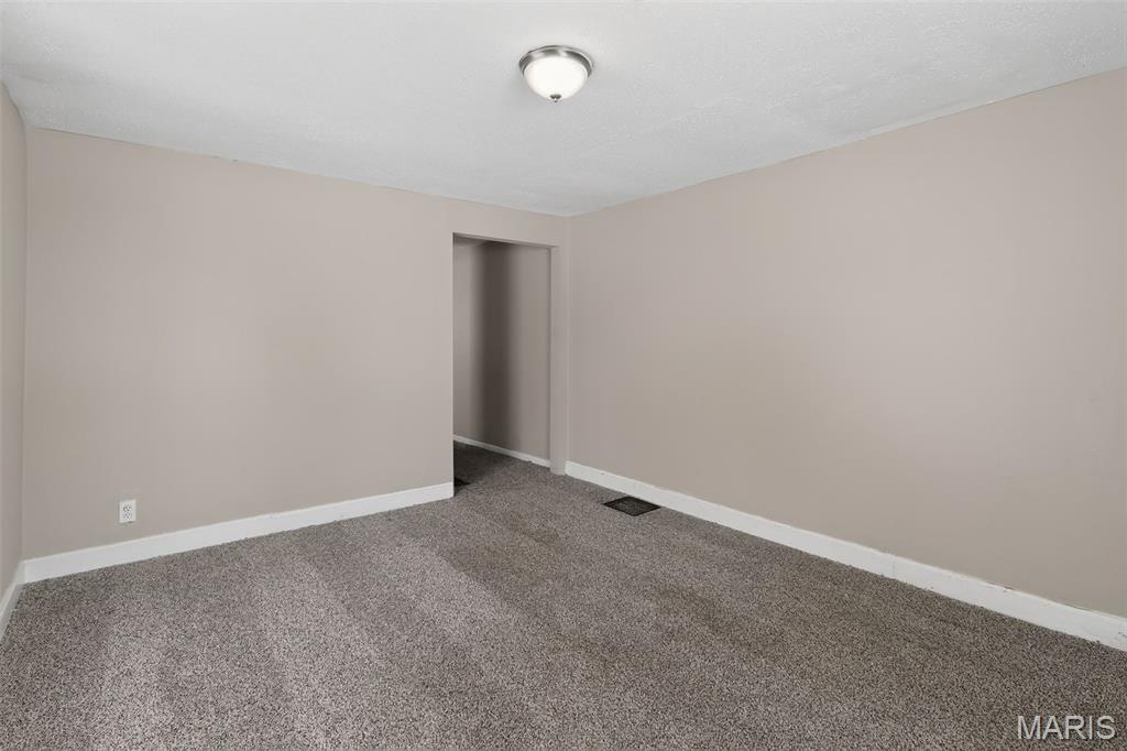 308 Superior Drive Property Photo 11