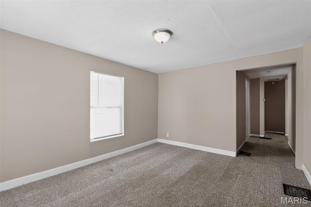 308 Superior Drive Property Photo 14
