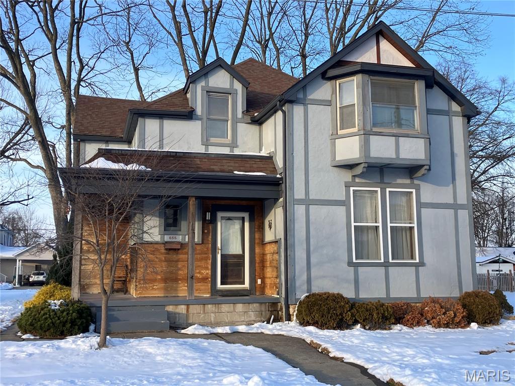 655 N 8th Street Property Photo 1