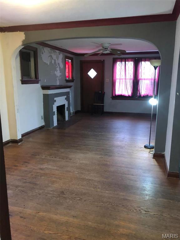 2503 Louis Avenue Property Photo 5
