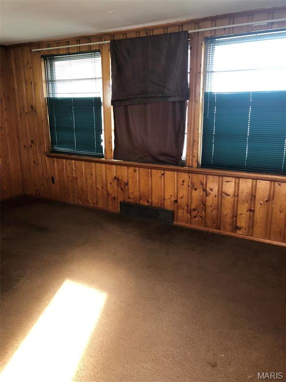 2503 Louis Avenue Property Photo 10