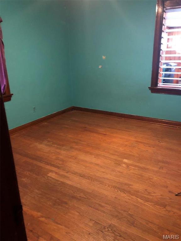2503 Louis Avenue Property Photo 14
