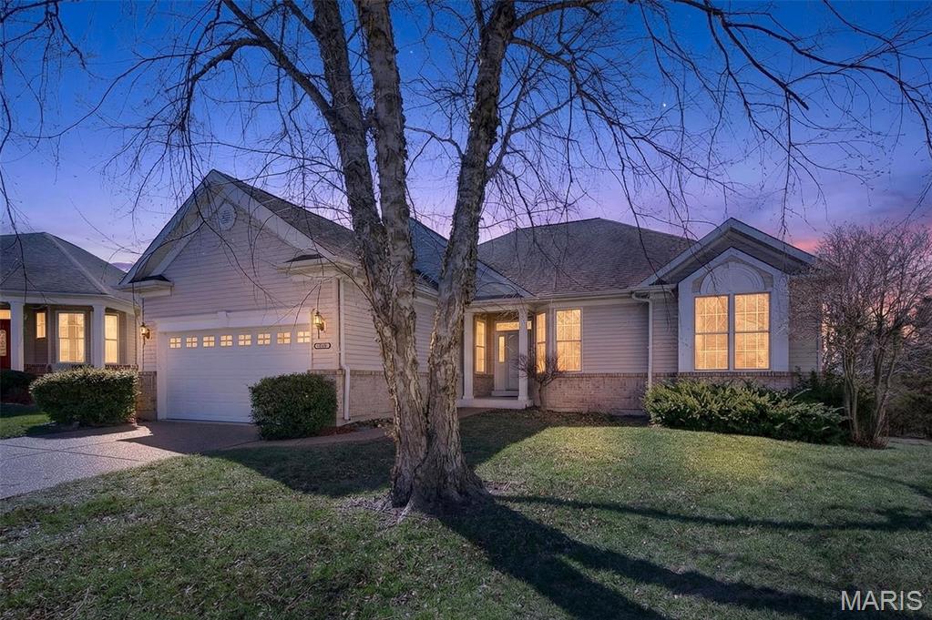 2098 Hawks Landing Drive S Property Photo 1
