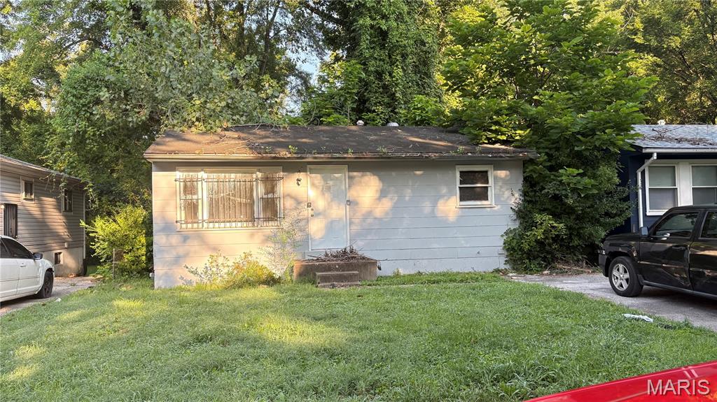 10235 Lord Drive Property Photo 1