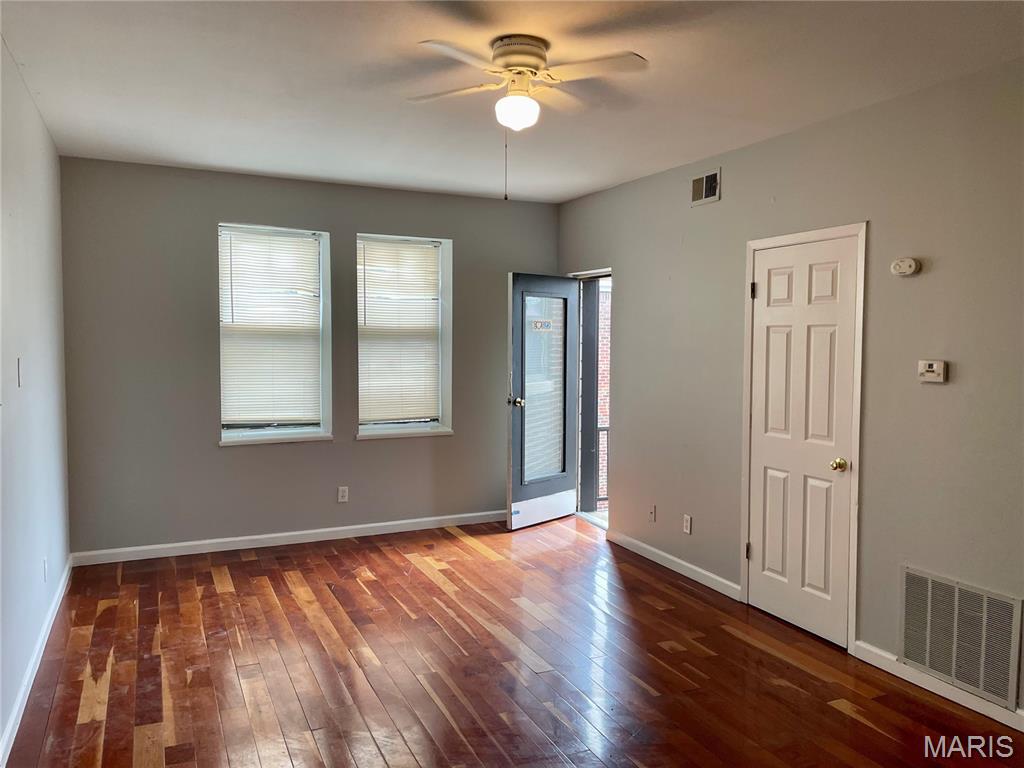 5841 Cabanne Property Photo 3