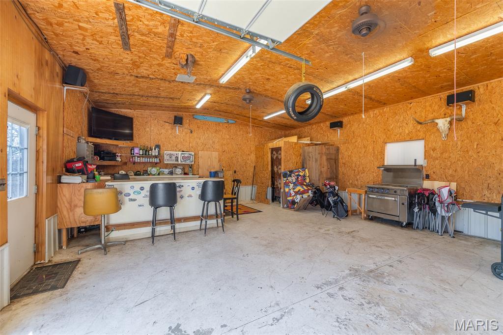 16747 Chalk Bluff Trail Property Photo 33